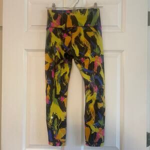 Lululemon Wunder Train High-Rise Tight 23” Undertone Black Multi size 6